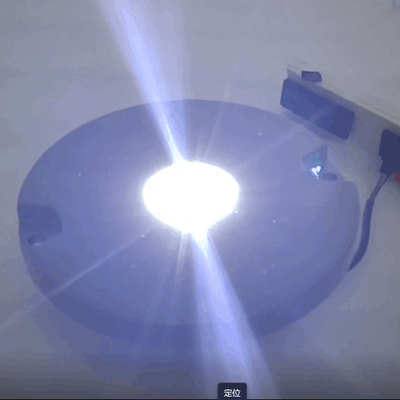 Momento del aterrizaje de la luz de la inserción del helipuerto de ICAO LED y quitar la iluminación del área